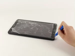 باز کردن پشت تبلت سامسونگ تب ا